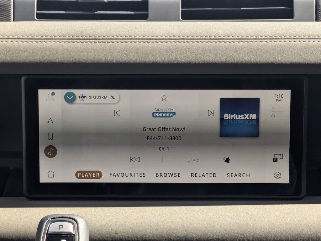 Used 2023 Land Rover Defender 110 X-Dynamic SE image 5