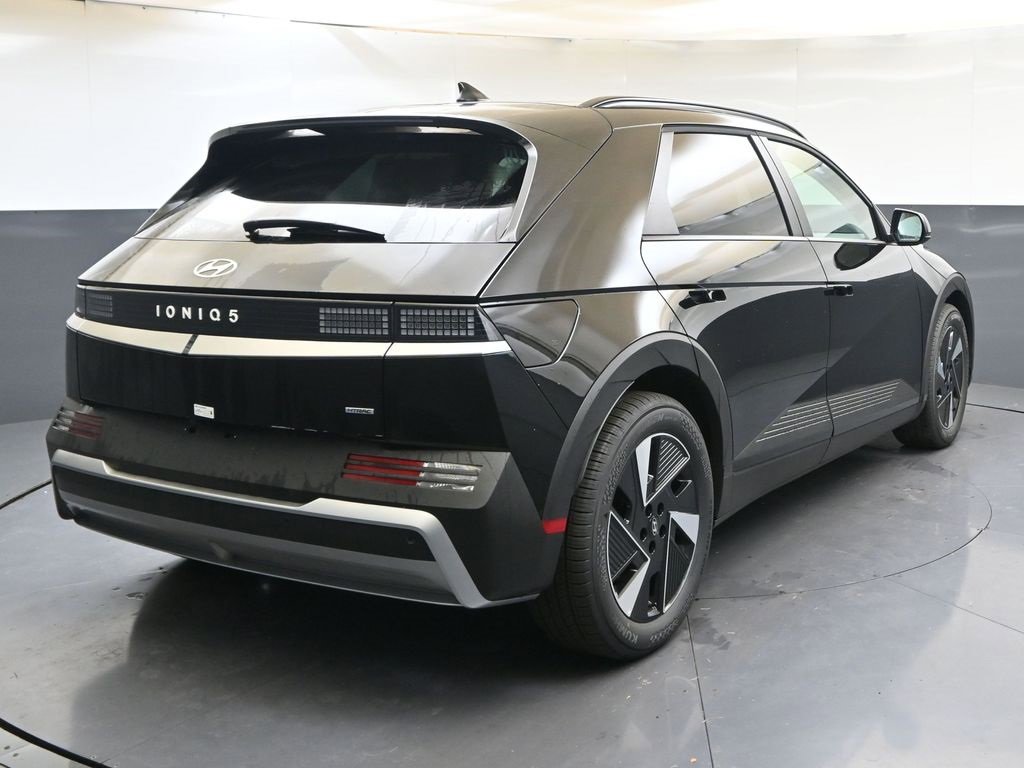 New 2025 Hyundai Ioniq 5 SEL image 5