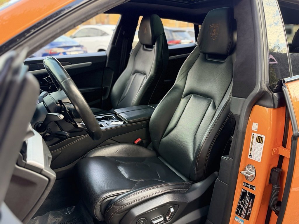 Used 2021 Lamborghini Urus image 26