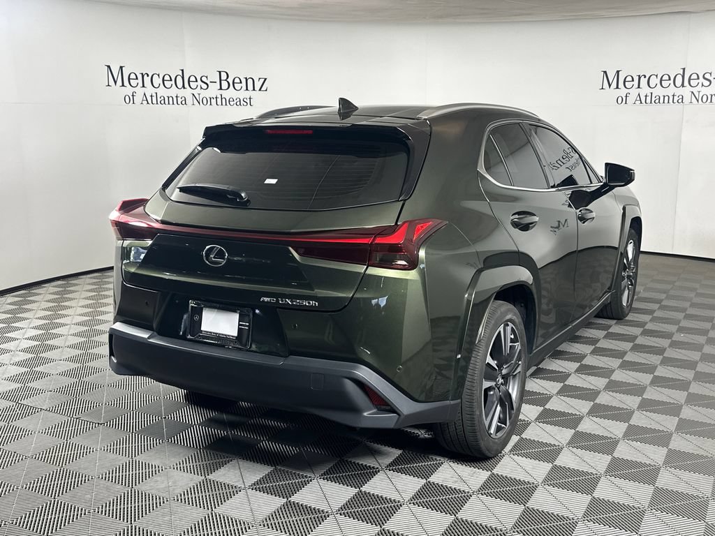Used 2024 Lexus UX 250h AWD w/ Premium Package image 7