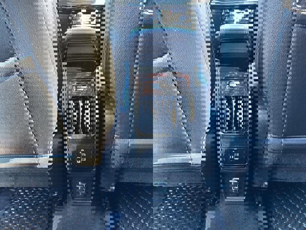 Used 2024 Jeep Compass Trailhawk w/ Trailhawk Convenience Group image 12