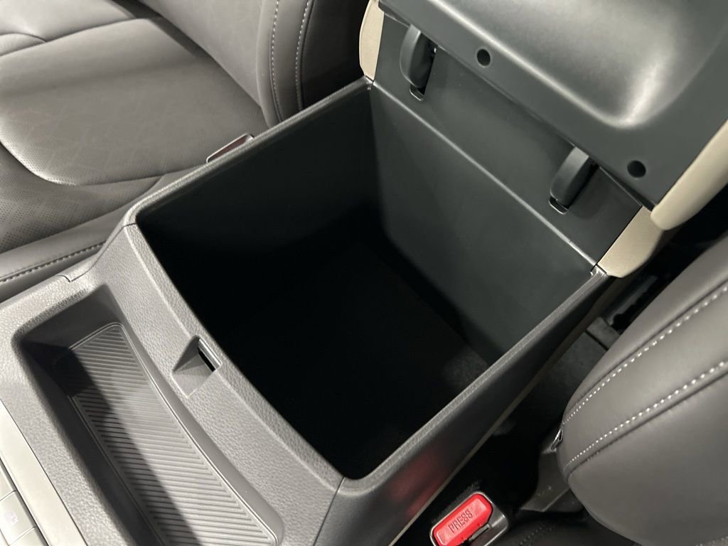 New 2026 Kia Carnival LXS image 24