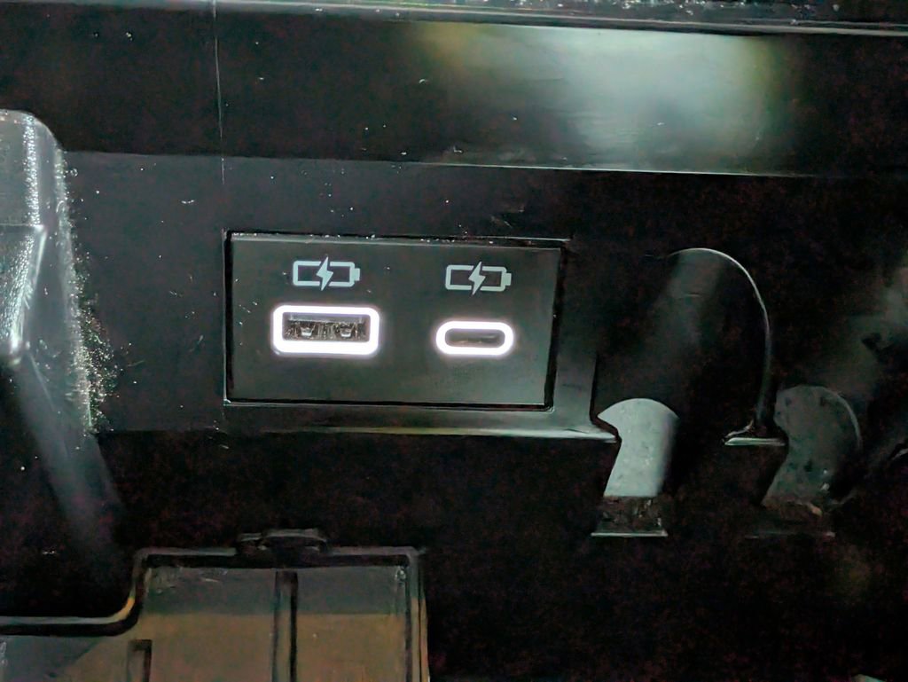 Certified 2025 Toyota Tundra Limited image 24