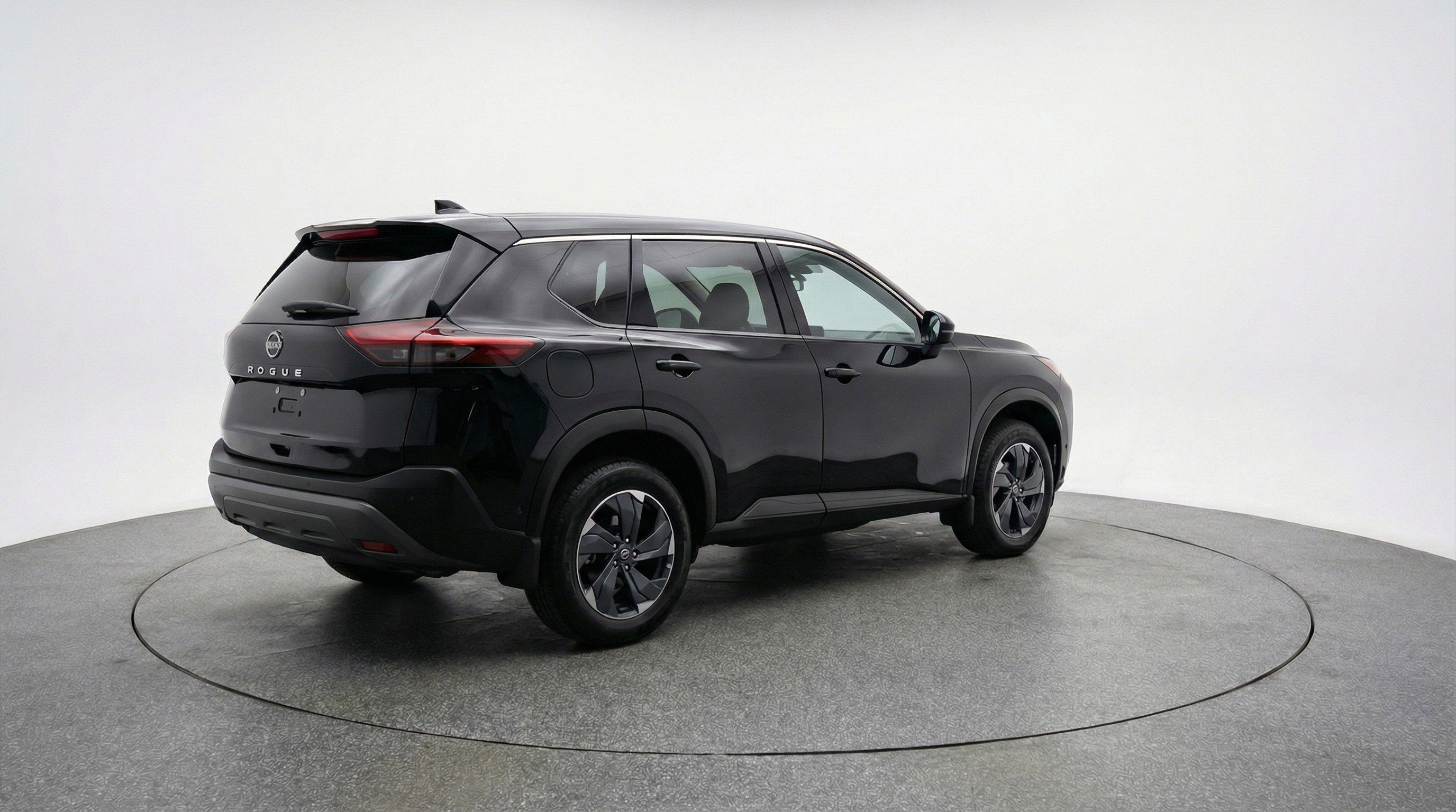 Used 2025 Nissan Rogue SV FWD image 9