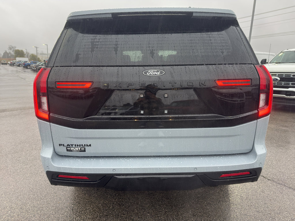 New 2025 Ford Expedition Platinum w/ Stealth Performance Package image 7