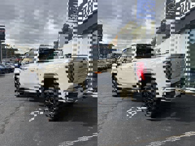 New 2026 GMC Sierra 2500 AT4 w/ AT4 Premium Plus Package image 2