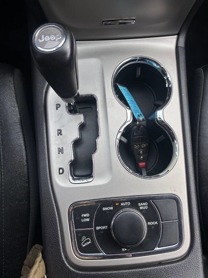 Used 2012 Jeep Grand Cherokee Laredo image 21