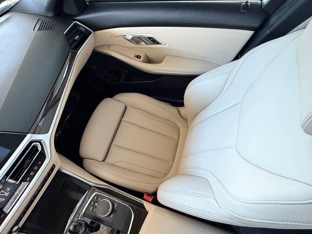 Used 2019 BMW 330i Sedan w/ Premium Package RWD image 36