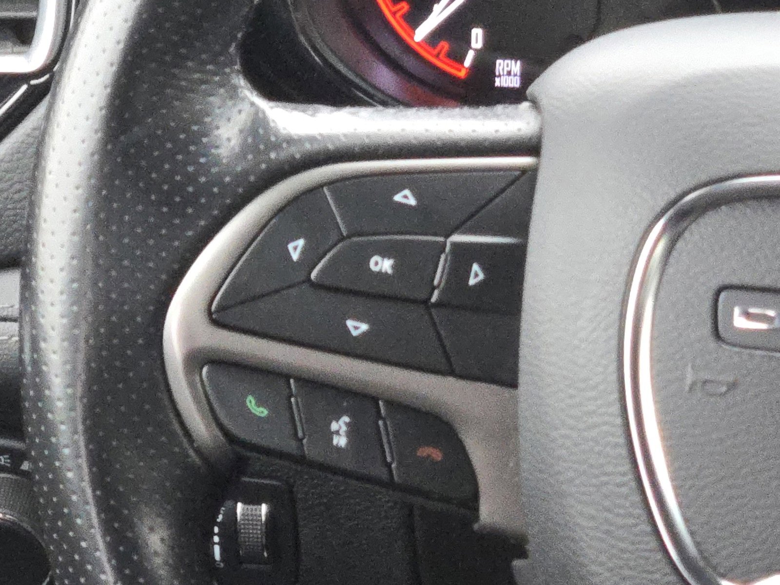 Used 2023 Dodge Durango SXT Launch Edition image 14