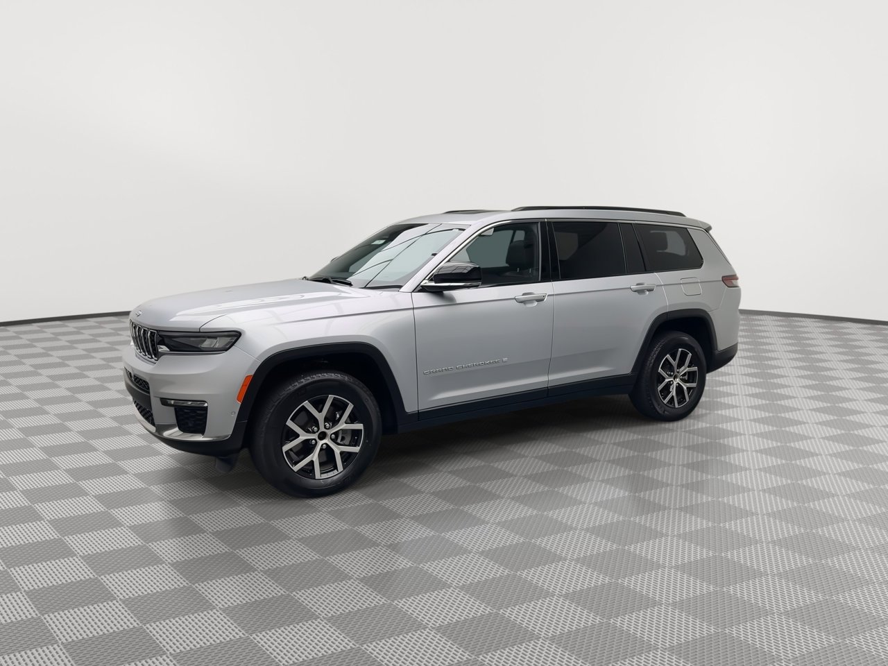 Used 2024 Jeep Grand Cherokee L Limited w/ Luxury Tech Group II image 39