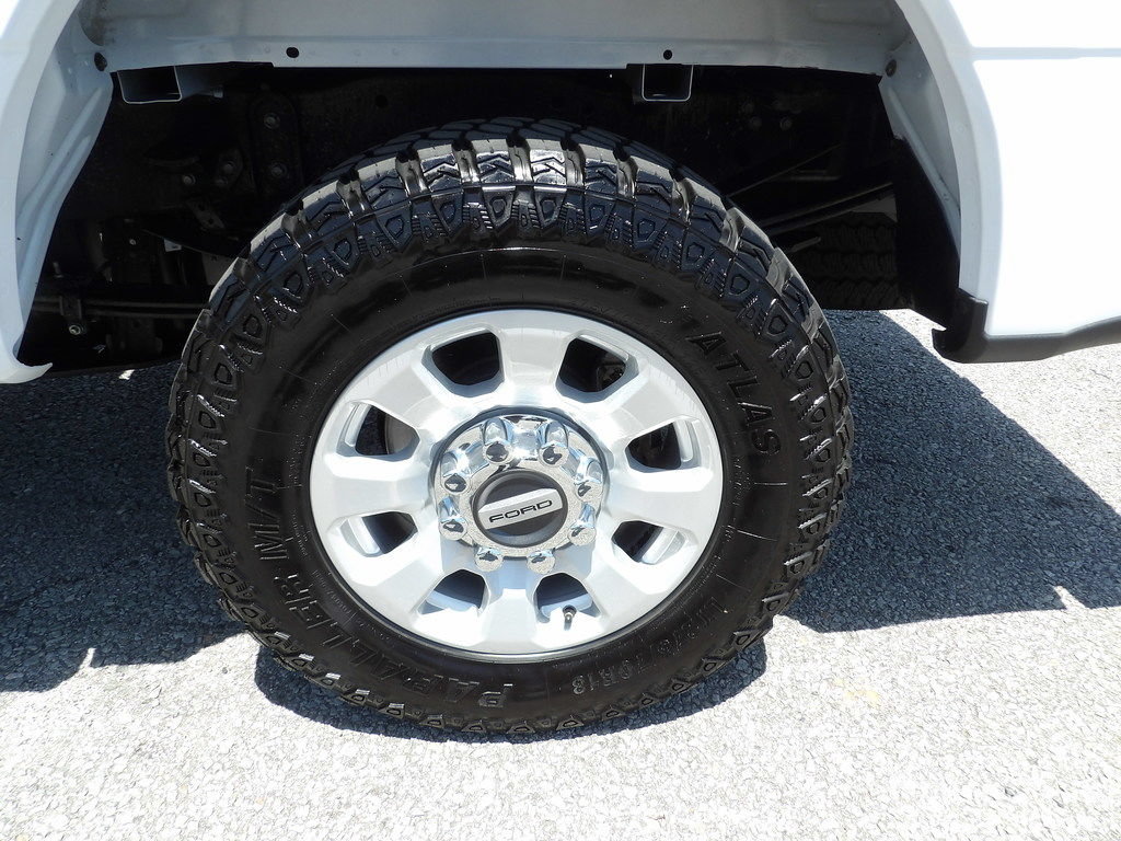 Used 2024 Ford F250 XLT w/ FX4 Off-Road Package AWD/4WD image 56