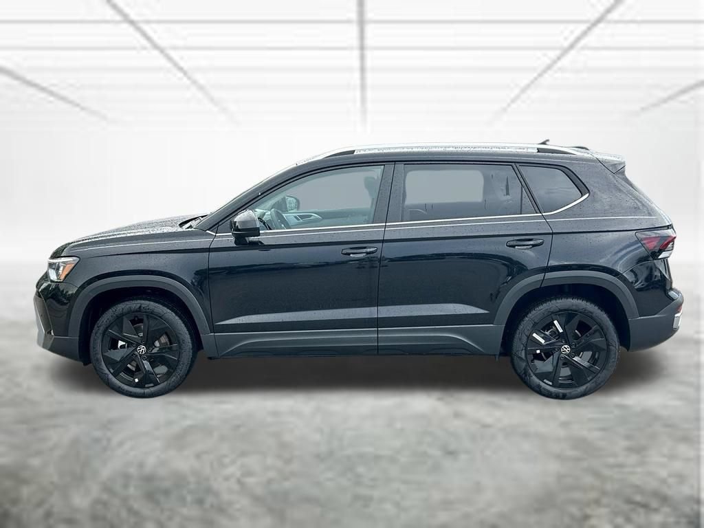 New 2026 Volkswagen Taos SE FWD image 8