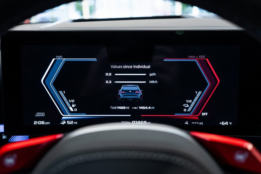 Used 2025 BMW M5 Touring image 22