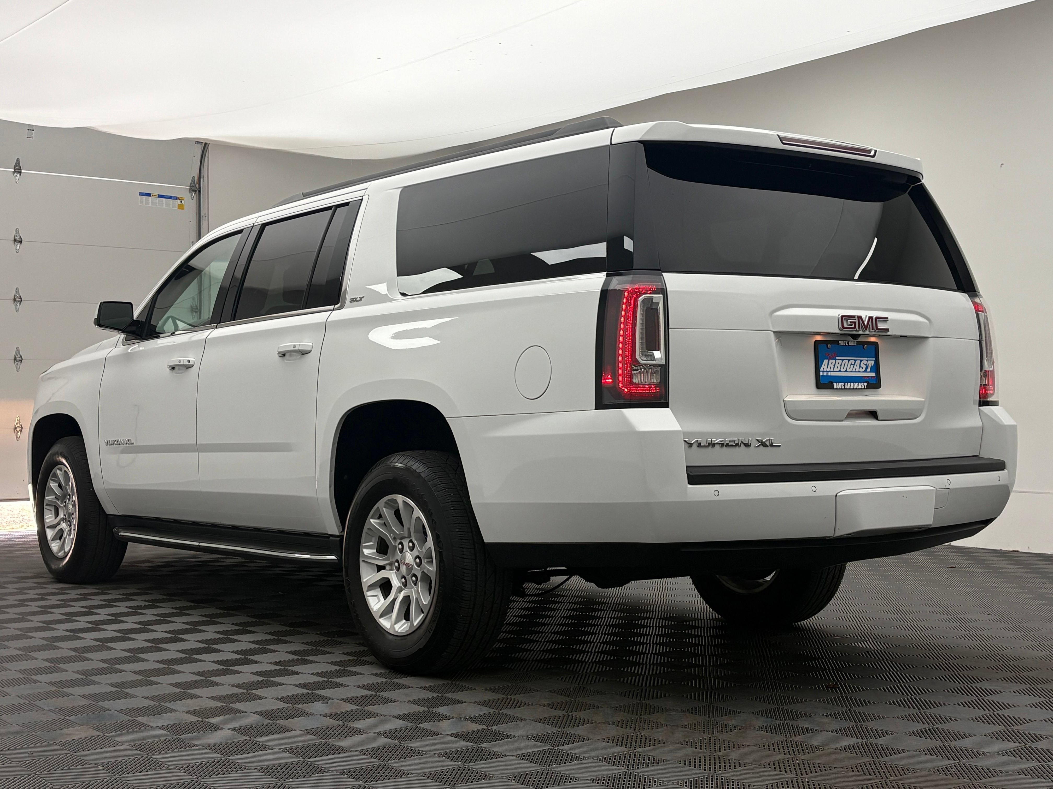 Used 2018 GMC Yukon XL SLT AWD/4WD image 13