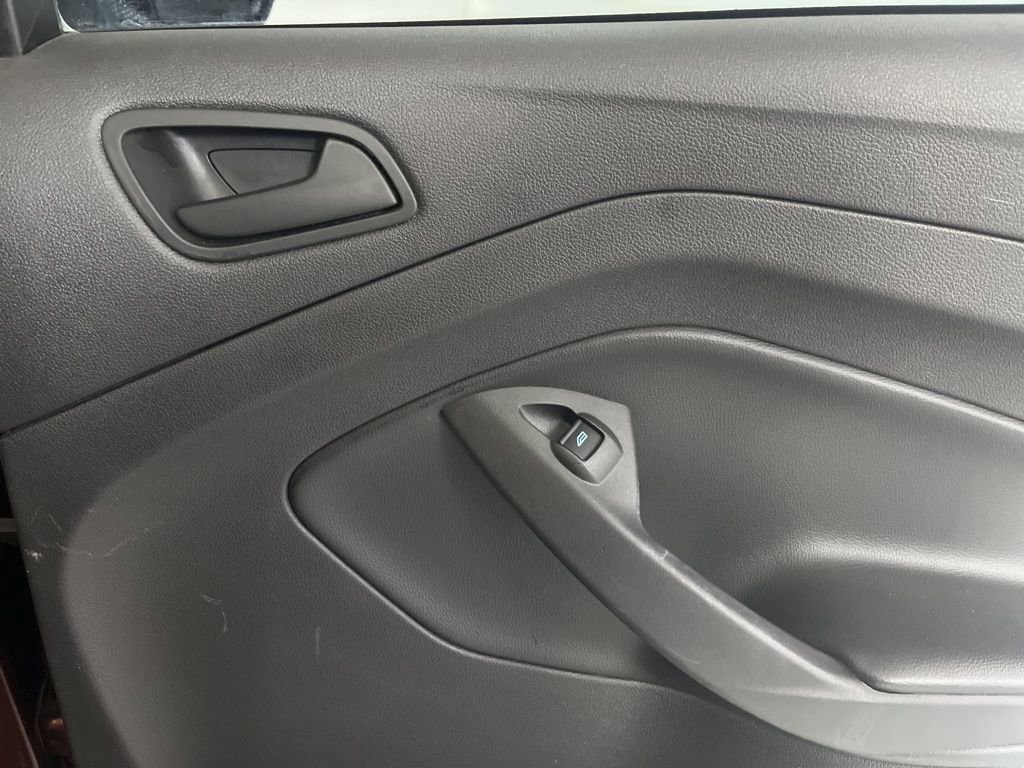 Used 2018 Ford Escape S image 53