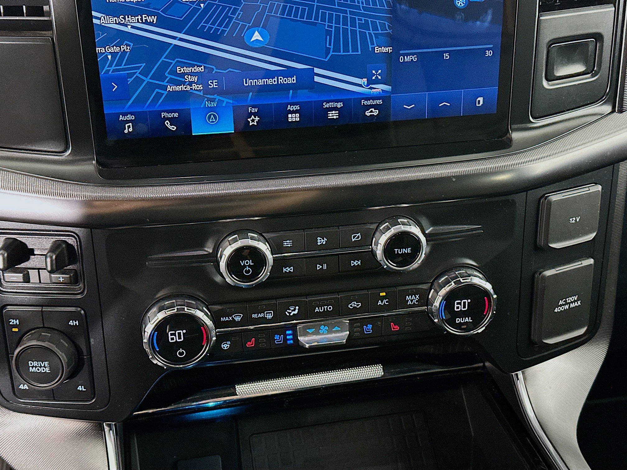 Used 2021 Ford F150 Platinum image 24