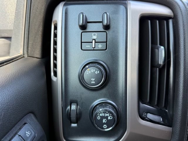 Used 2019 GMC Sierra 2500 Denali w/ Duramax Plus Package AWD/4WD image 22