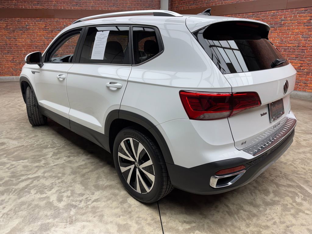 Used 2022 Volkswagen Taos SE video 2