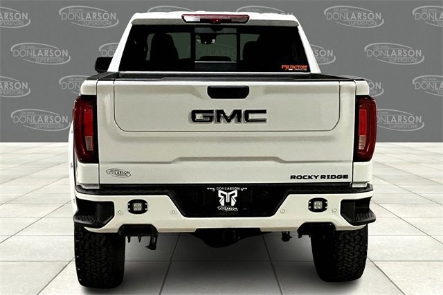 New 2025 GMC Sierra 1500 AT4 w/ AT4 Premium Package image 4