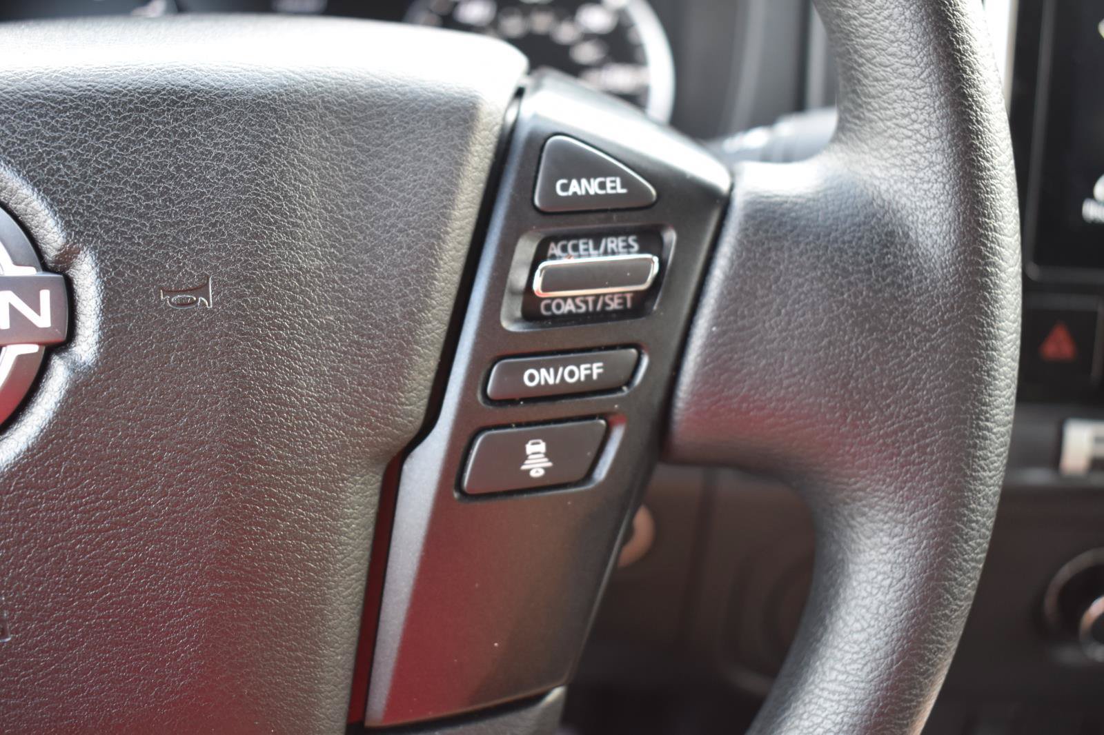 Certified 2025 Nissan Frontier SV RWD image 36