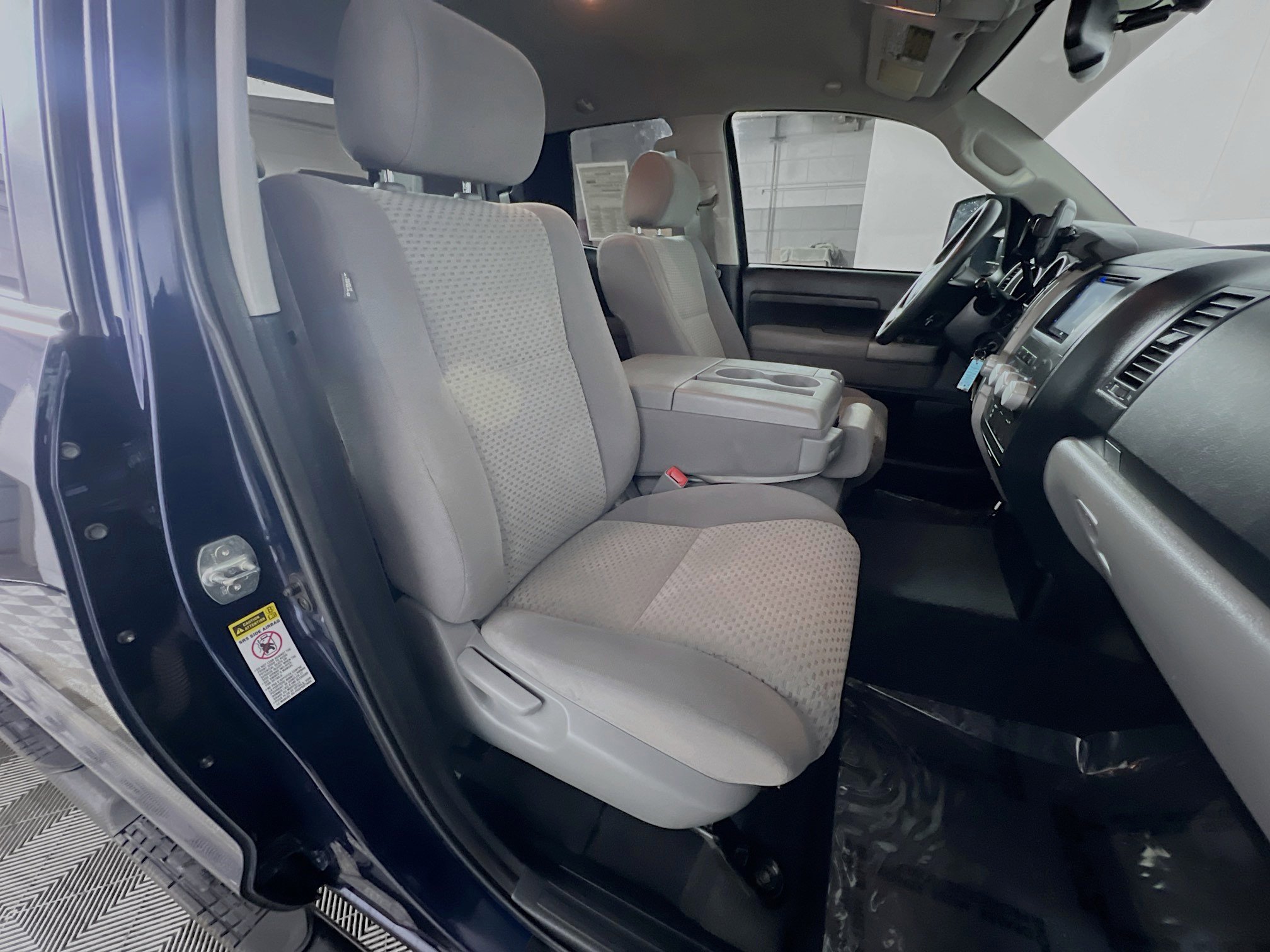 Used 2012 Toyota Tundra 4x4 Double Cab w/ Tow Pkg image 29