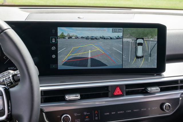 Certified 2025 Kia Sorento SX image 15