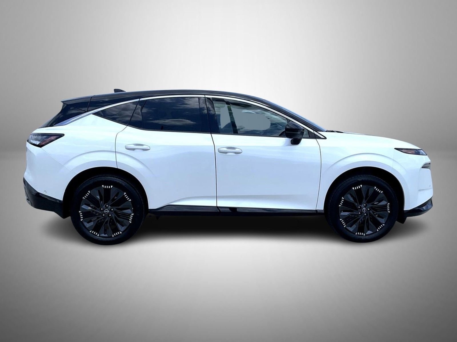 Certified 2025 Nissan Murano Platinum w/ Cargo Package AWD/4WD image 4