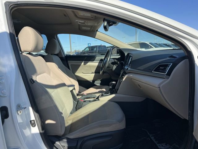Used 2017 Hyundai Elantra Value Edition image 19
