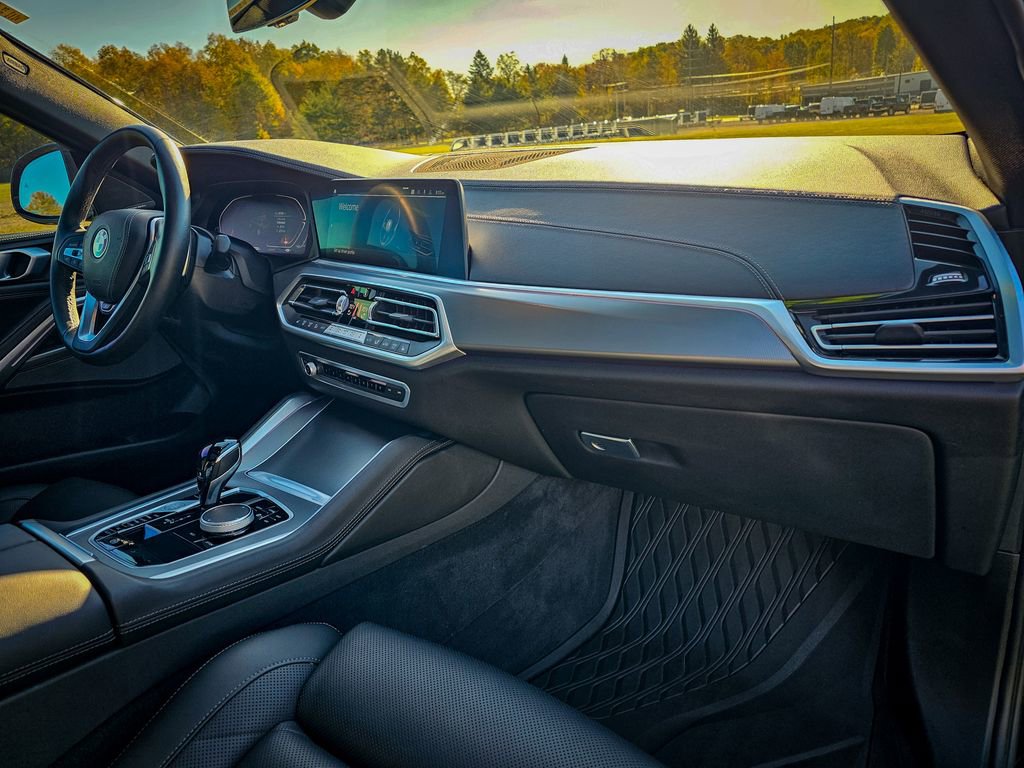 Used 2023 BMW X6 xDrive40i w/ Premium Package image 45