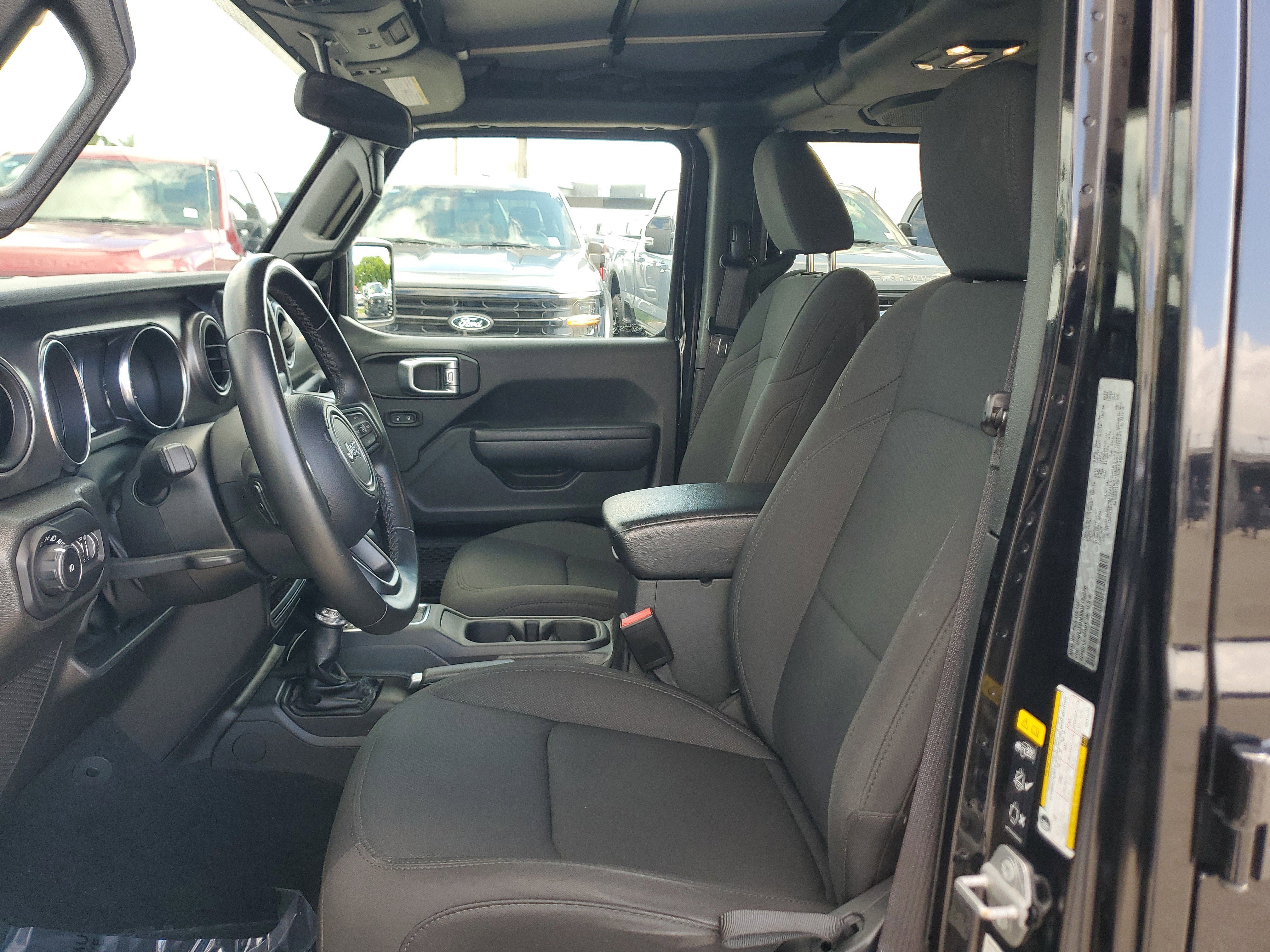 Used 2022 Jeep Wrangler Unlimited Sport AWD/4WD image 11