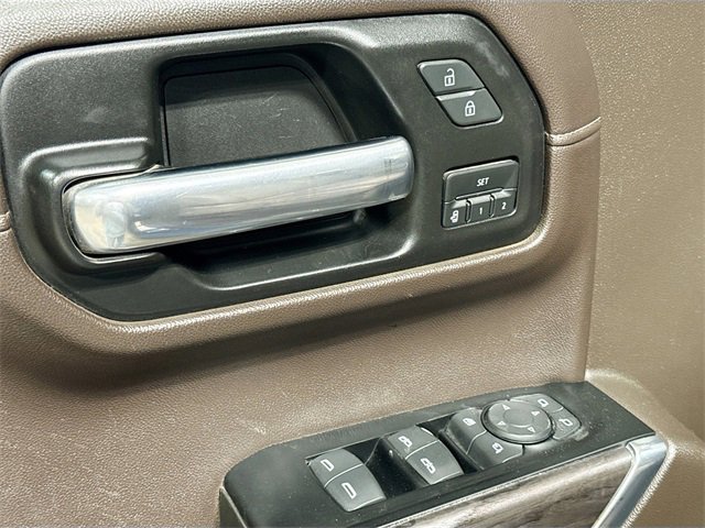 Used 2019 Chevrolet Silverado 1500 LTZ image 17