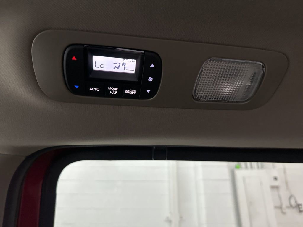 Used 2024 Honda Odyssey Touring image 38