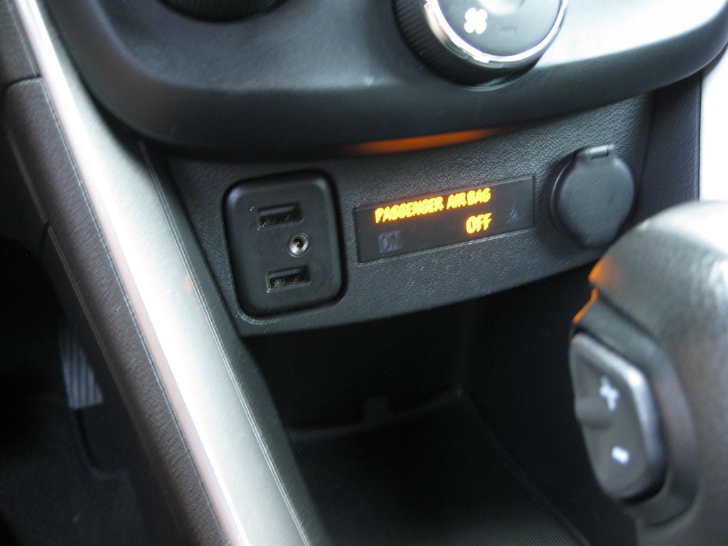 Used 2020 Chevrolet Trax LT image 19