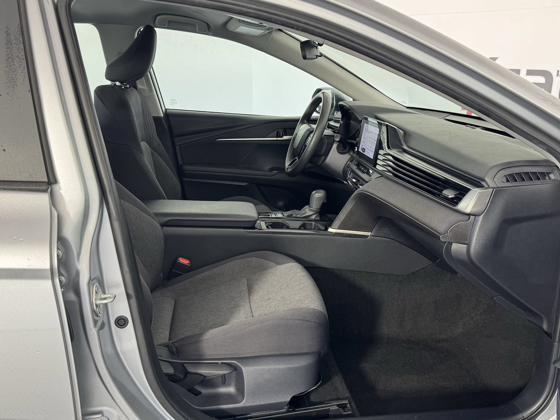 Certified 2025 Toyota Camry LE FWD image 22