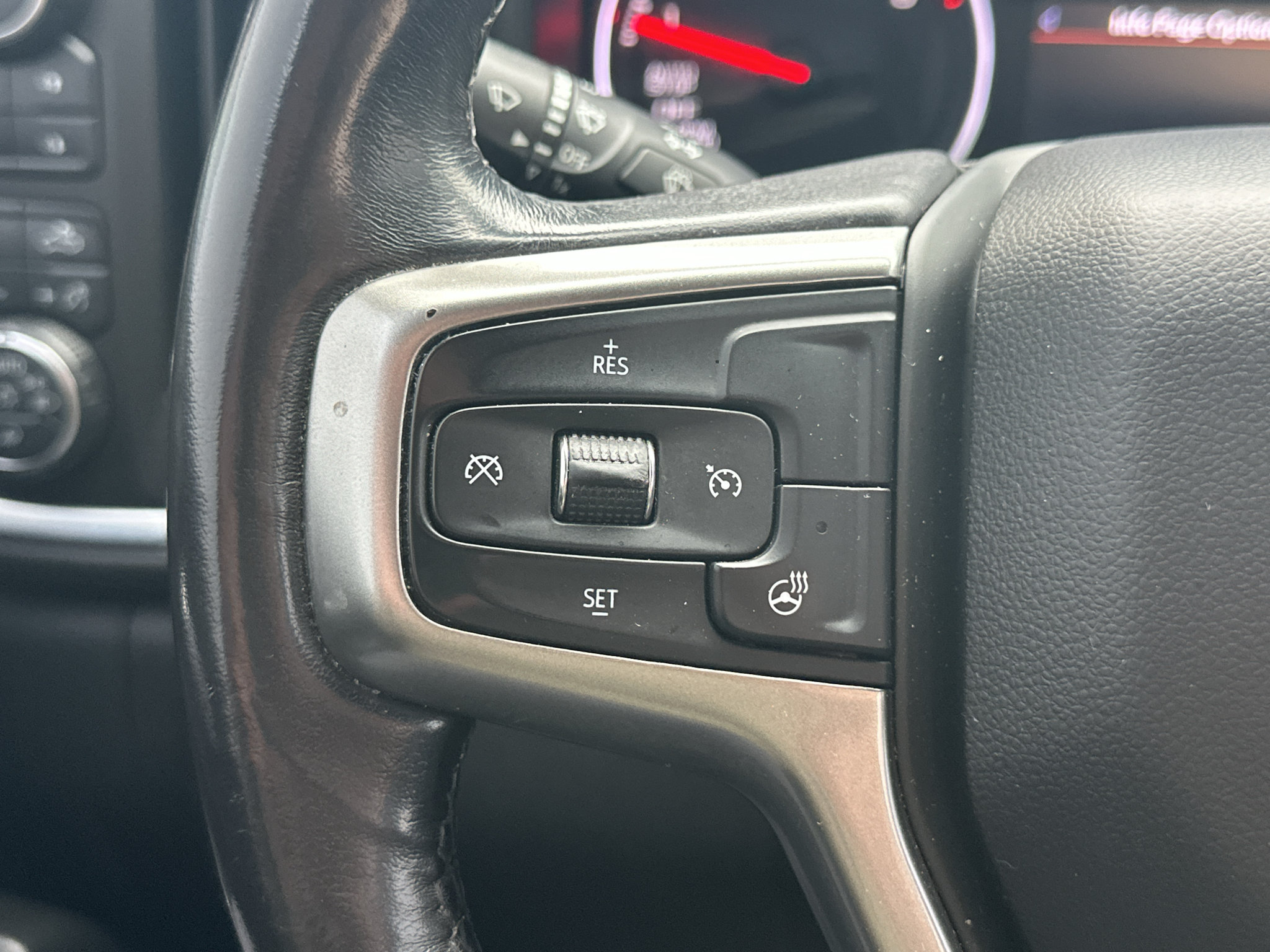 Used 2021 Chevrolet Silverado 1500 LT Trail Boss w/ Safety Package AWD/4WD image 9