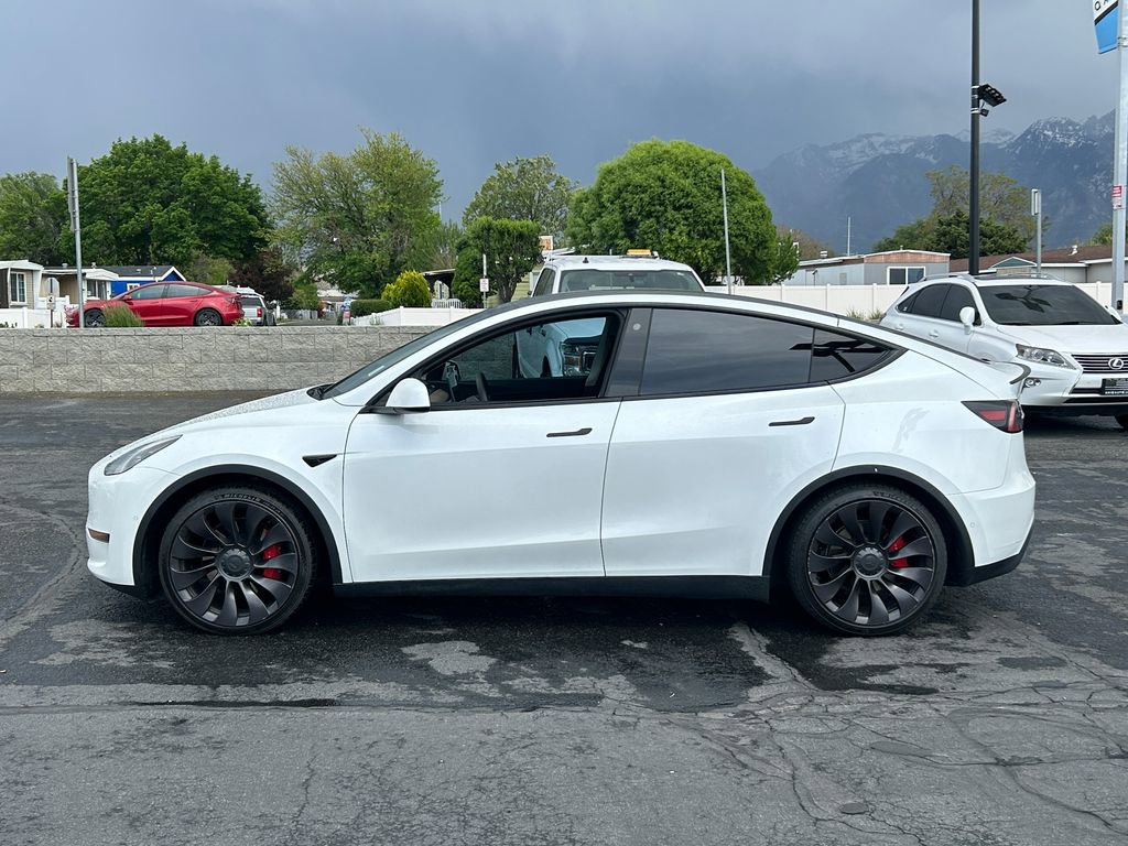 Used 2022 Tesla Model Y Performance AWD/4WD image 7