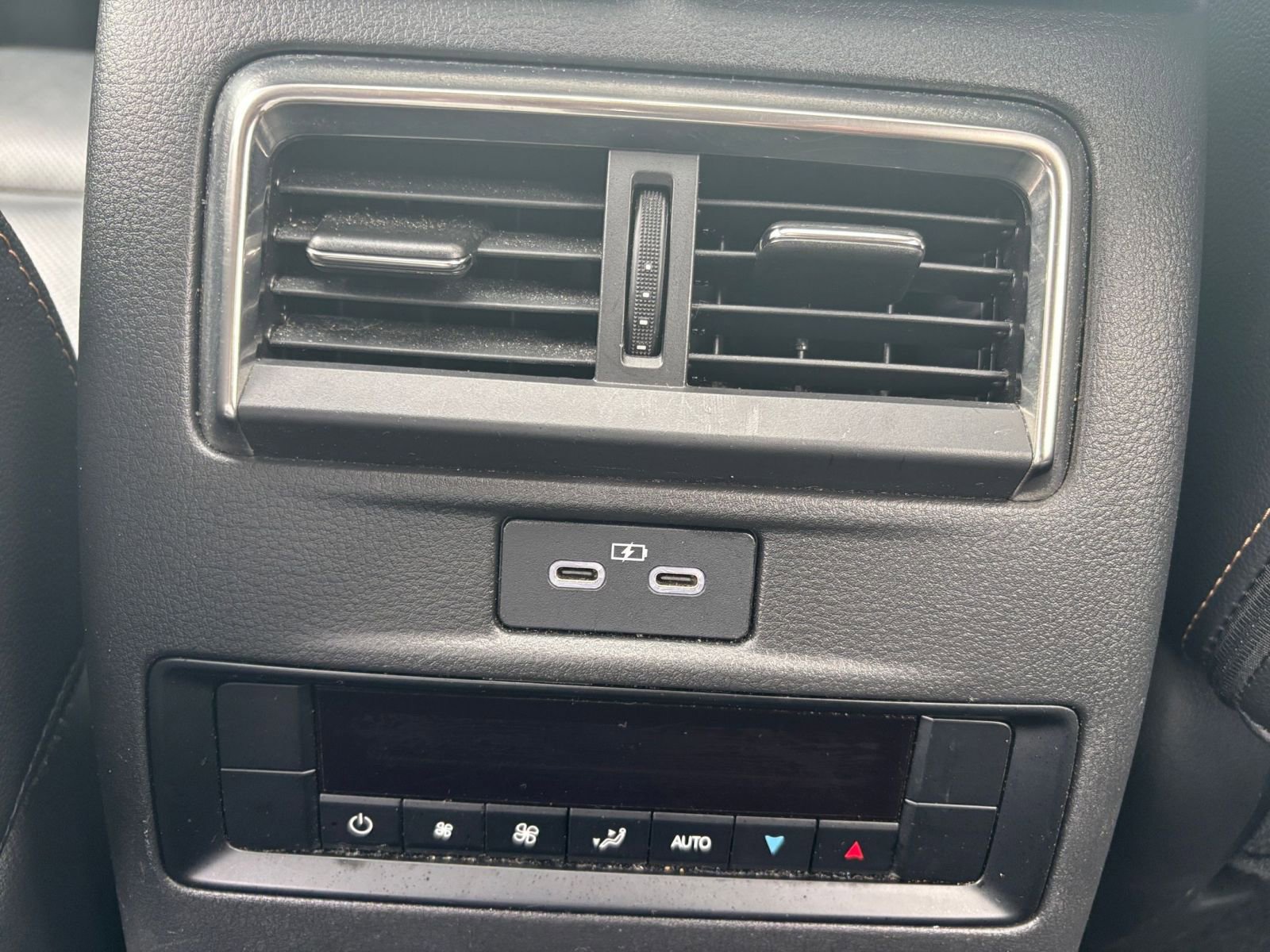 Used 2025 MAZDA CX-90 3.3 Turbo w/ Preferred Package AWD/4WD image 24