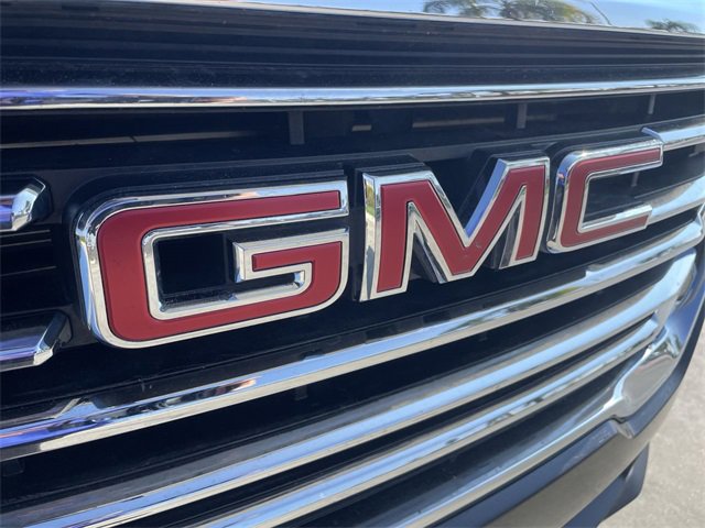 Used 2024 GMC Terrain SLT image 30