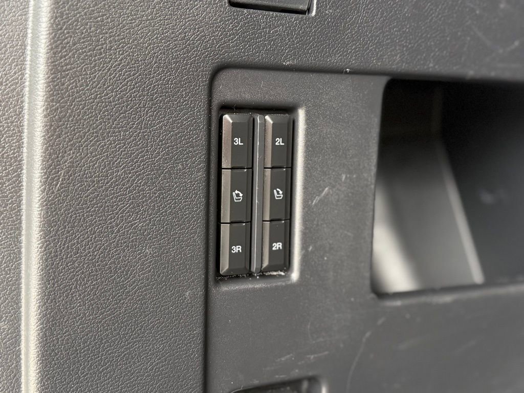 Certified 2024 Ford Expedition Limited image 7