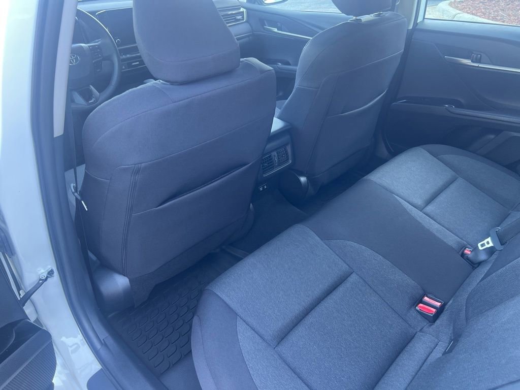 Used 2025 Toyota Camry LE w/ Convenience Package FWD image 15