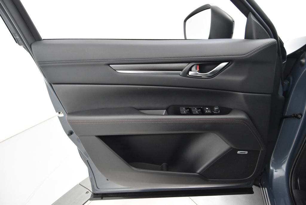 Certified 2025 MAZDA CX-5 Carbon Edition AWD/4WD image 32
