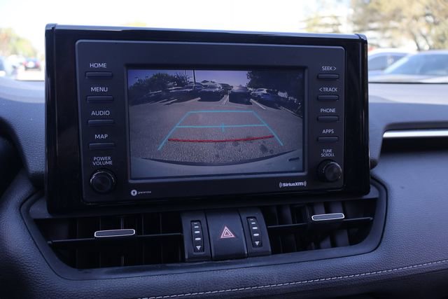 Used 2020 Toyota RAV4 XLE Premium image 25