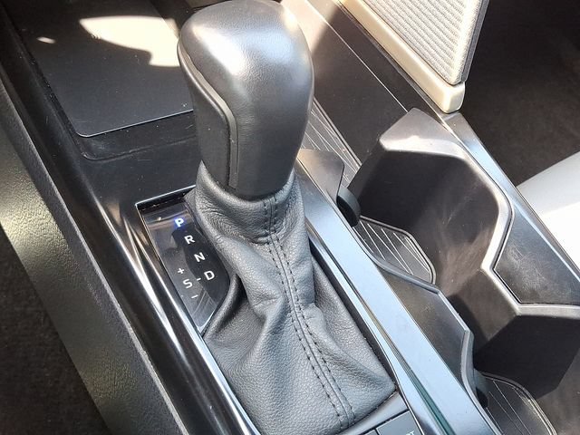 Used 2025 Toyota Camry SE w/ Convenience Package AWD/4WD image 14