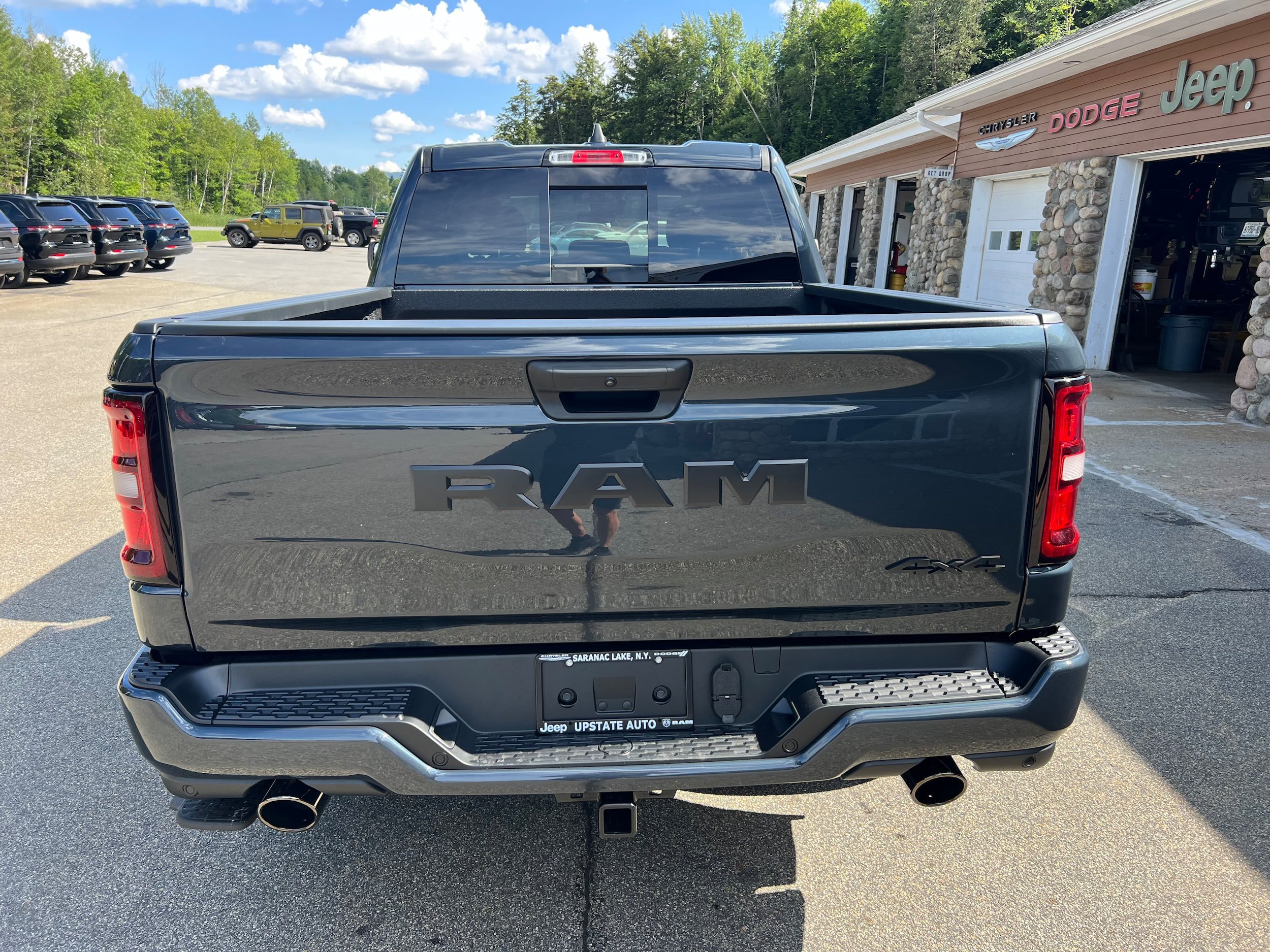 New 2026 RAM 1500 Express AWD/4WD image 6