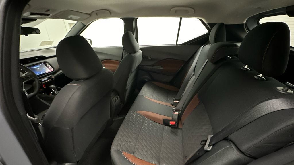 Certified 2024 Nissan Kicks SR FWD image 10