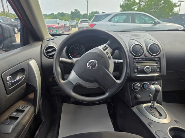 Used 2013 Nissan Rogue S AWD/4WD image 16