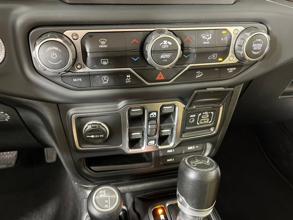 Used 2018 Jeep Wrangler Unlimited Sport S AWD/4WD image 34