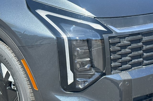 New 2027 Kia Sportage LX FWD image 33