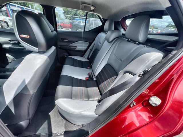 Used 2023 Nissan Kicks SR w/ SR Premium Package FWD image 24