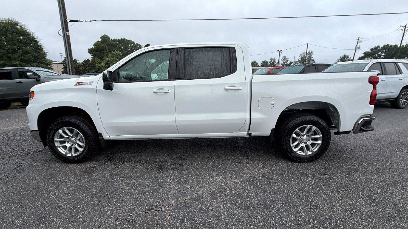 New 2026 Chevrolet Silverado 1500 LT w/ Z71 Off-Road Package AWD/4WD image 11
